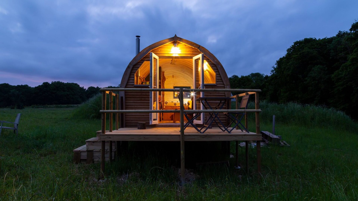 Crowhurst Cabin | Beautiful 1 bed Glamping pod in Battle