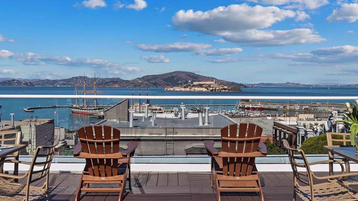 Russian Hill Condo | Beautiful 1-bedroom condo in San Francisco at Fisherman's Wharf