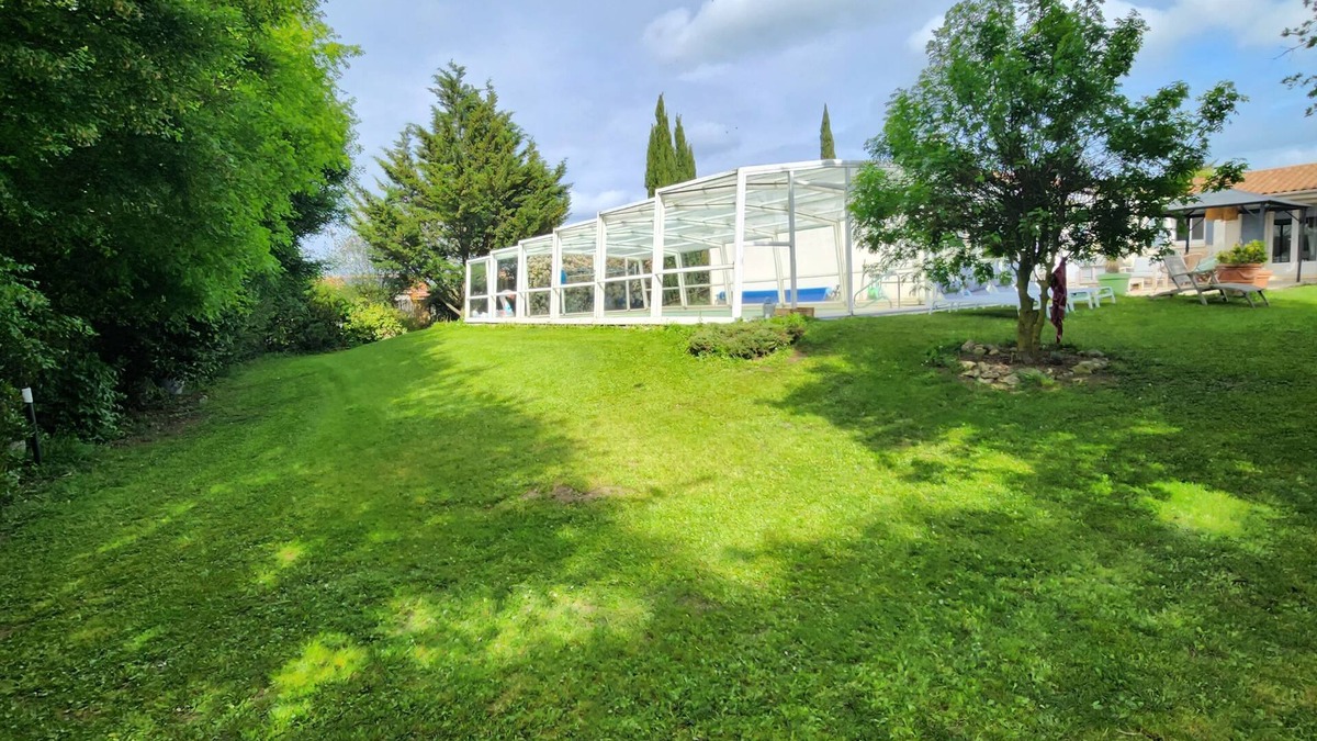 Sainte-Soulle House | Beautiful 150 m² house with swimming pool, petanque area and large garden
