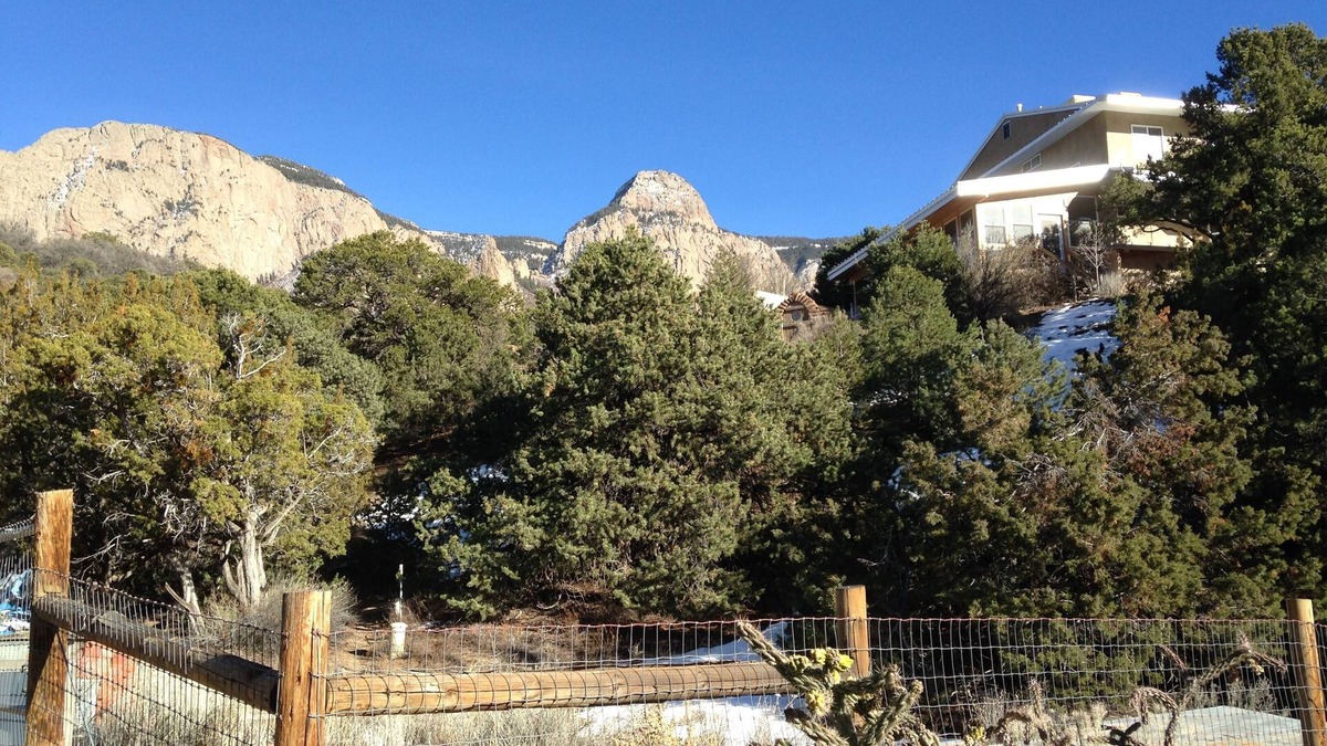 Placitas Apartment | Beautiful 1bd In the Mountains on the outskirts of Albuquerque