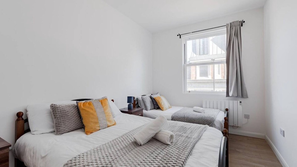 West Ealing Apartment | Beautiful 1BDR in West Ealing, Ideal Location!