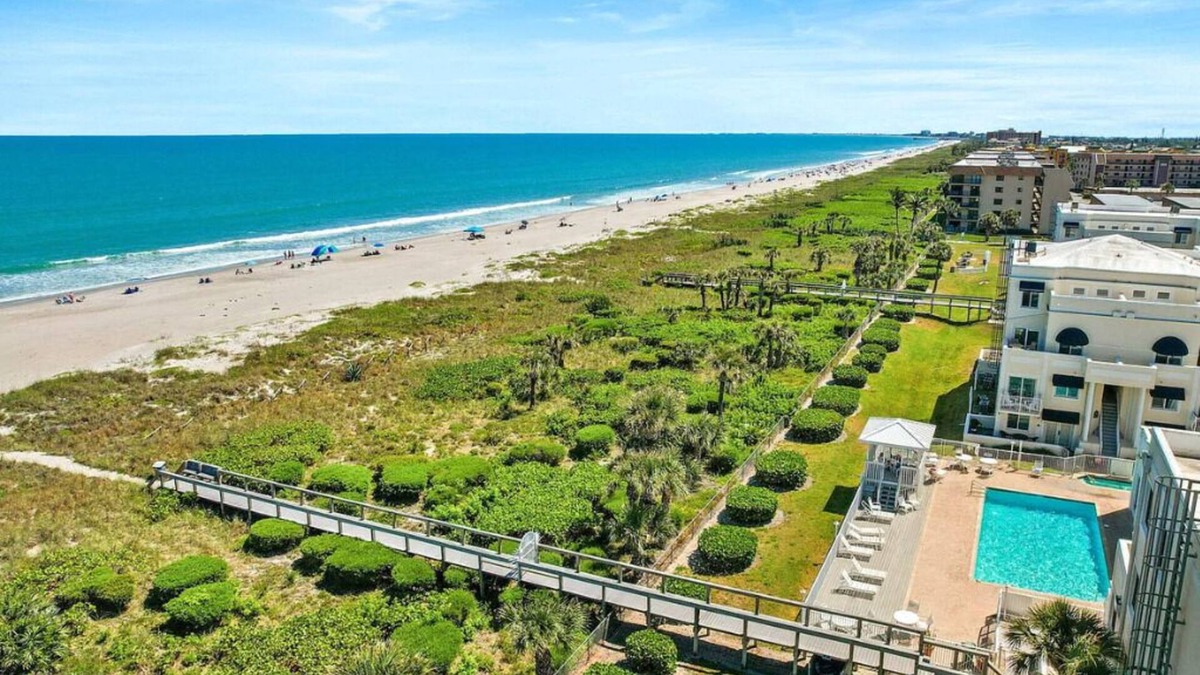 Cape Caneveral Beach Gardens Condo | Beautiful 2 Bedroom, 2 Bathroom Condo in Royal Mansions With Launch & Ocean Views!