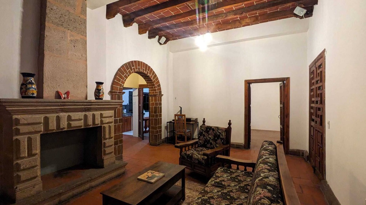 Taxco Apartment | Beautiful 2-bedroom colonial home in the heart of Taxco