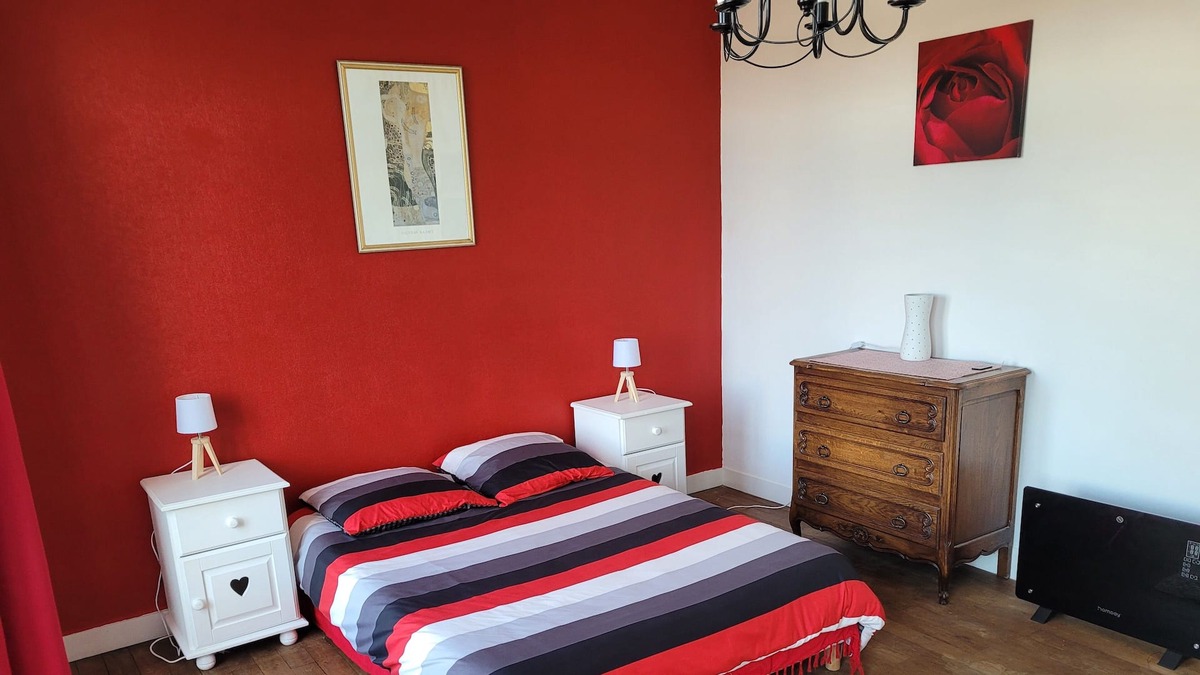 Chabanais Apartment | Beautiful 2 bedroom home in Chabanais.