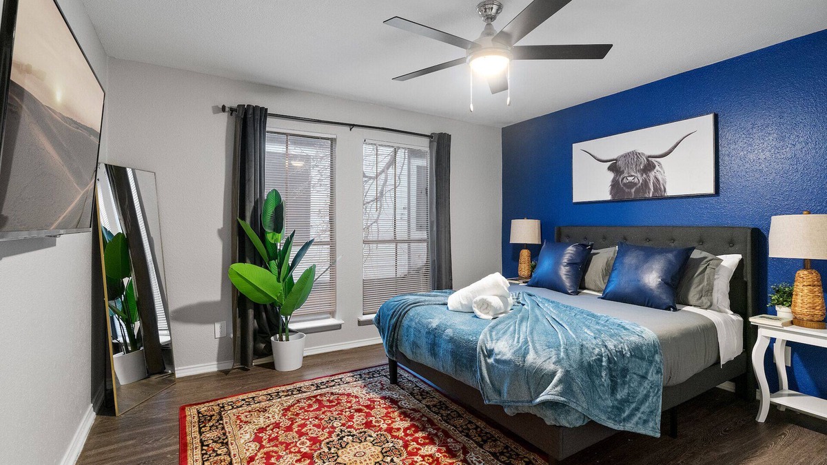 University Hills and Windsor Park Apartment | Beautiful 2BD/2BA in University Hills 0414