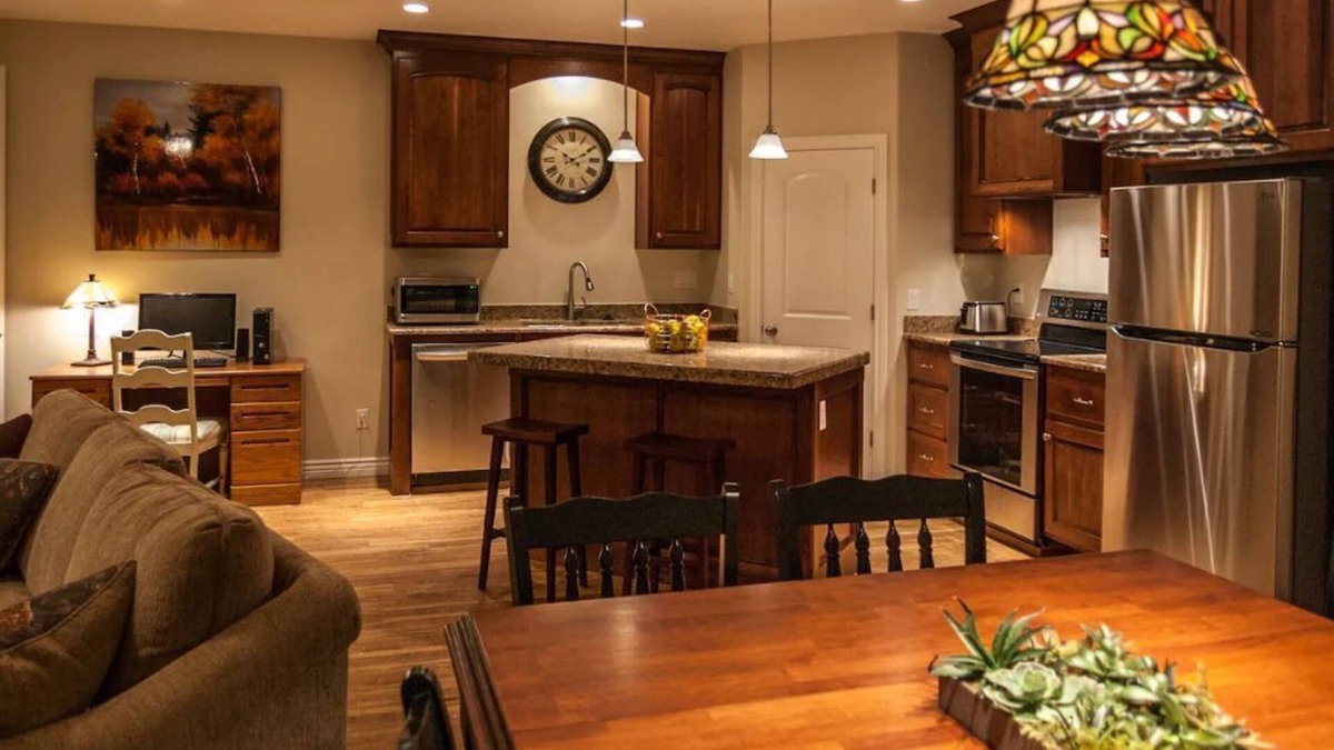 St. George Apartment | Beautiful 3-Bedroom Guest Suite