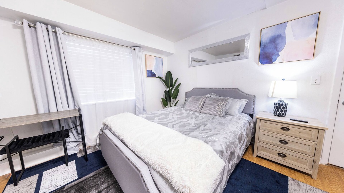 San Bruno House | Beautiful 3-bedroom house with AC in San Bruno
