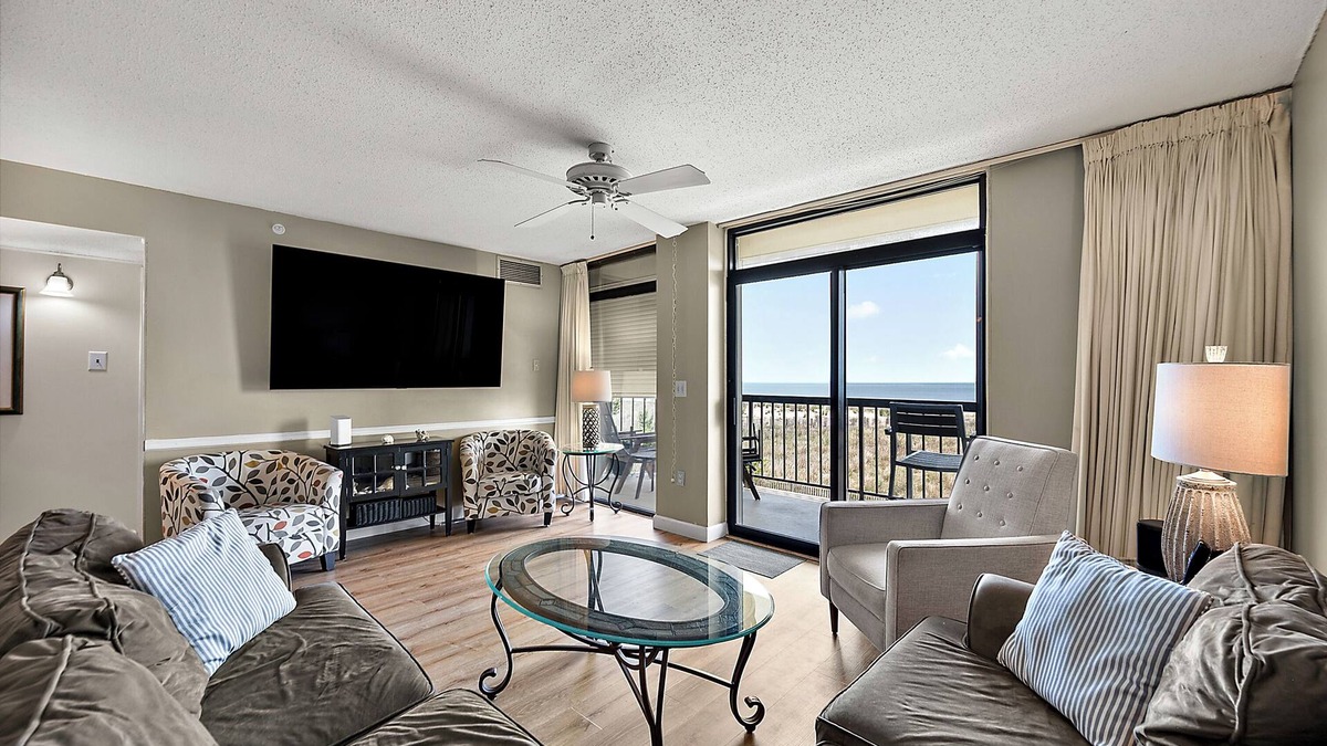 North Ocean City Condo | Beautiful 3 Bedroom Braemar Towers with Side Ocean Views