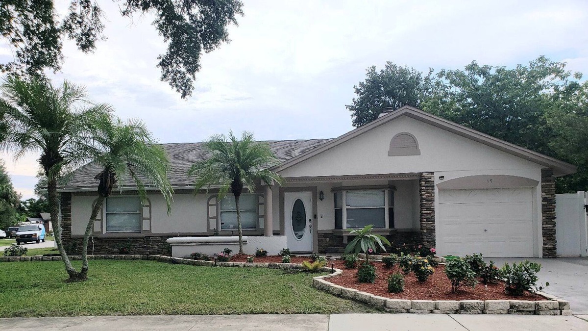 Azalea Park House | Beautiful 3 BR house in the heart of Orlando with a Private Pool Heated