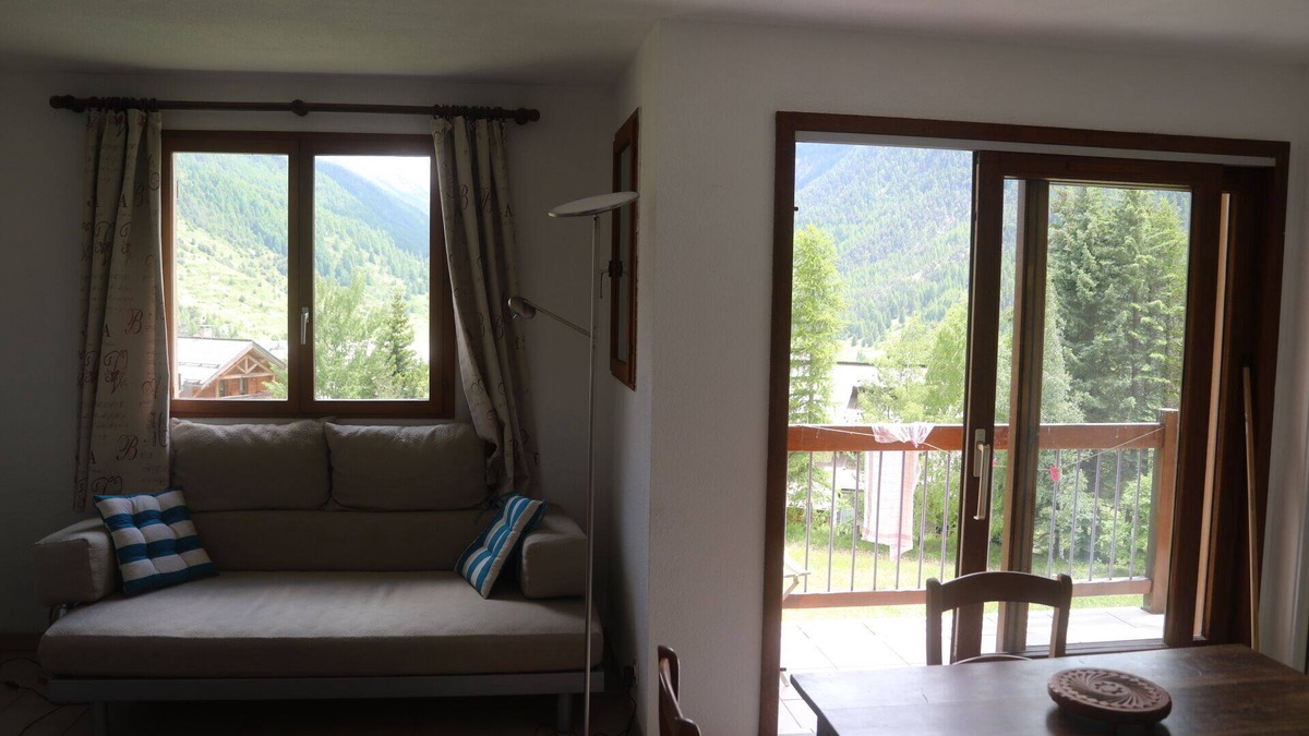Ceillac Apartment | Beautiful 3-room apartment in the heart of the Queyras regional nature park, in Ceillac