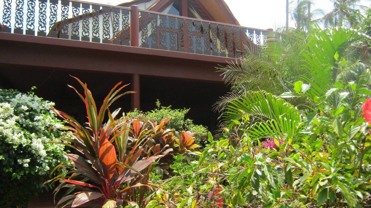 Bang Po Villa | Beautiful 4 Bed Thai Style Villa ideal for all the family