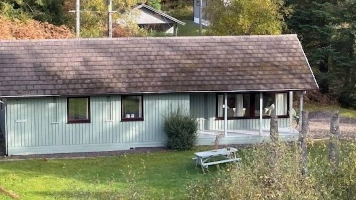 Crianlarich Ski Chalet | Beautiful 4 star, 3 bedroom chalet with mountain views