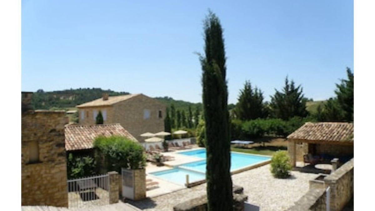 Rustrel House | Beautiful 490m2 property for 25 people with swimming pool in the Luberon