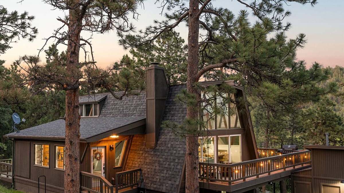 Morrison Cabin | Beautiful A-Frame near Hiking/Red Rocks/Evergreen