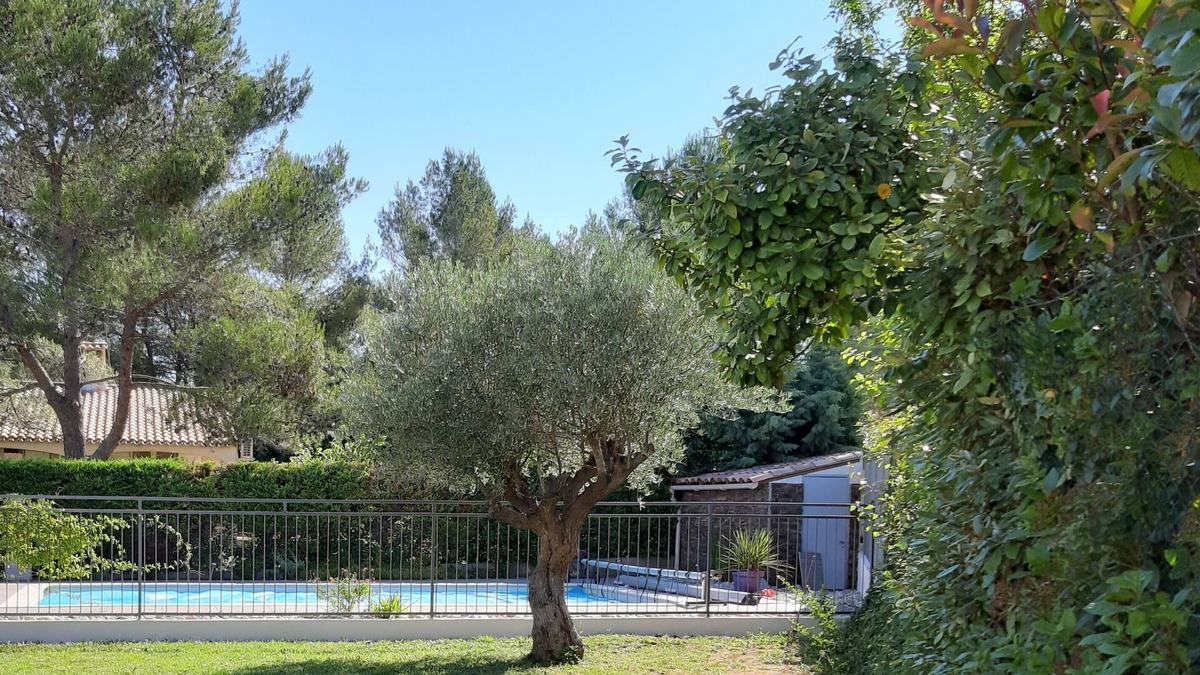 Prades-le-Lez Villa | Beautiful air-conditioned villa of 200m² north of Montpellier in residential area