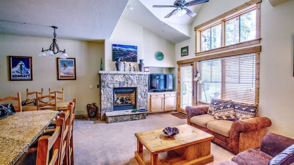 Breckenridge Condo | Beautiful Alpine Design 2 Bedroom Townhome