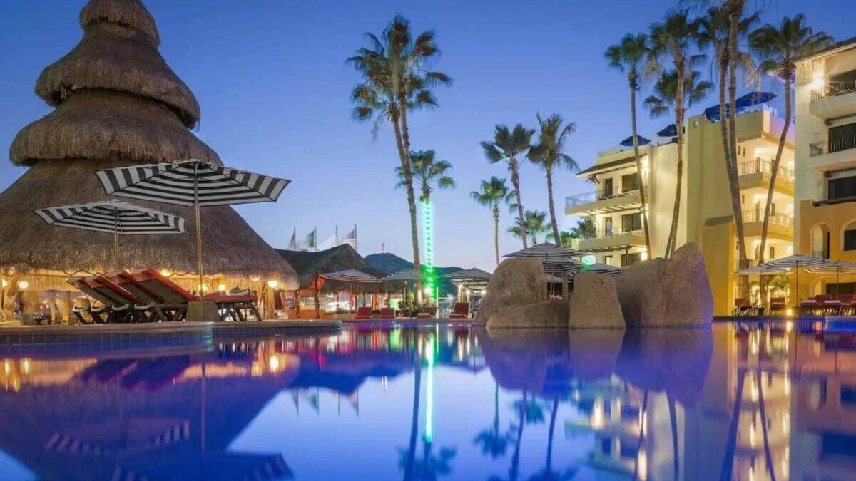 Marina Apartment | Beautiful and Luxurious Studio in Cabo San Lucas