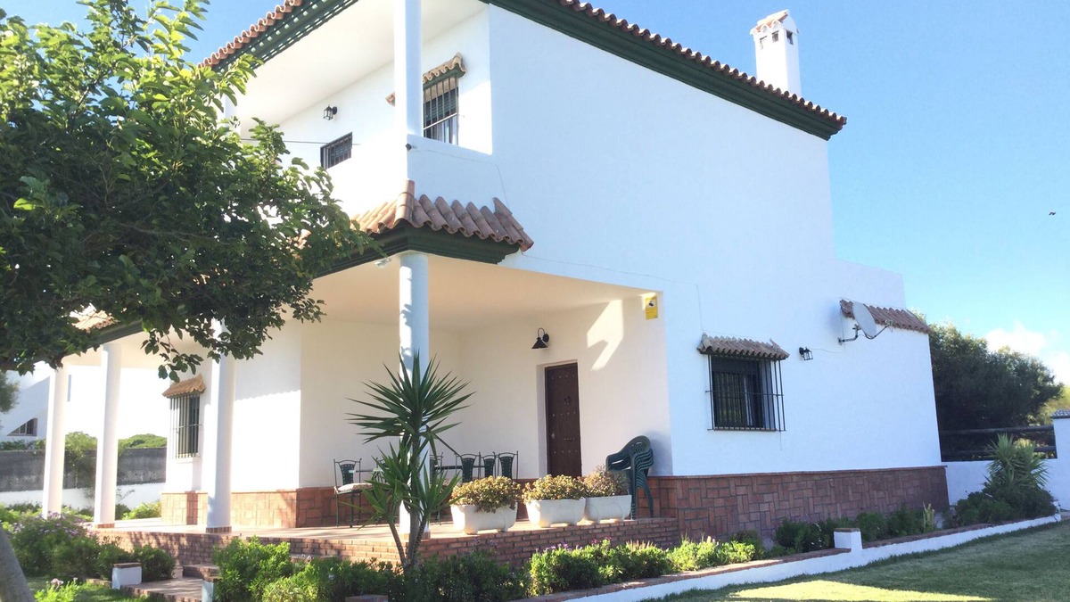 Los Canos de Meca Villa | Beautiful and spacious beach and country villa in Los Caños de Meca