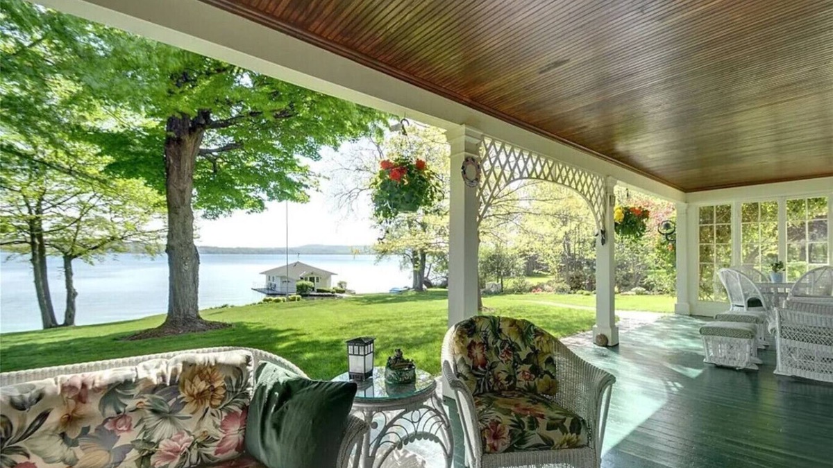 Mandana House | Beautiful and Unique Skaneateles Lake front Estate