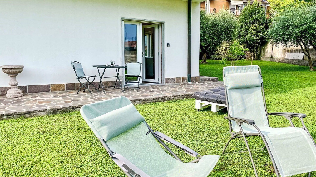 Abbadia Lariana Apartment | Beautiful apartment for 4 people with WIFI, A/C, TV and patio