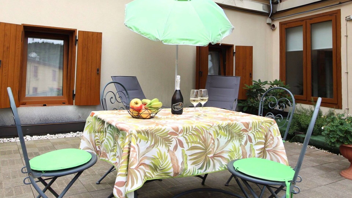 Valdobbiadene Apartment | Beautiful apartment for 2 people with WIFI, A/C, TV and balcony