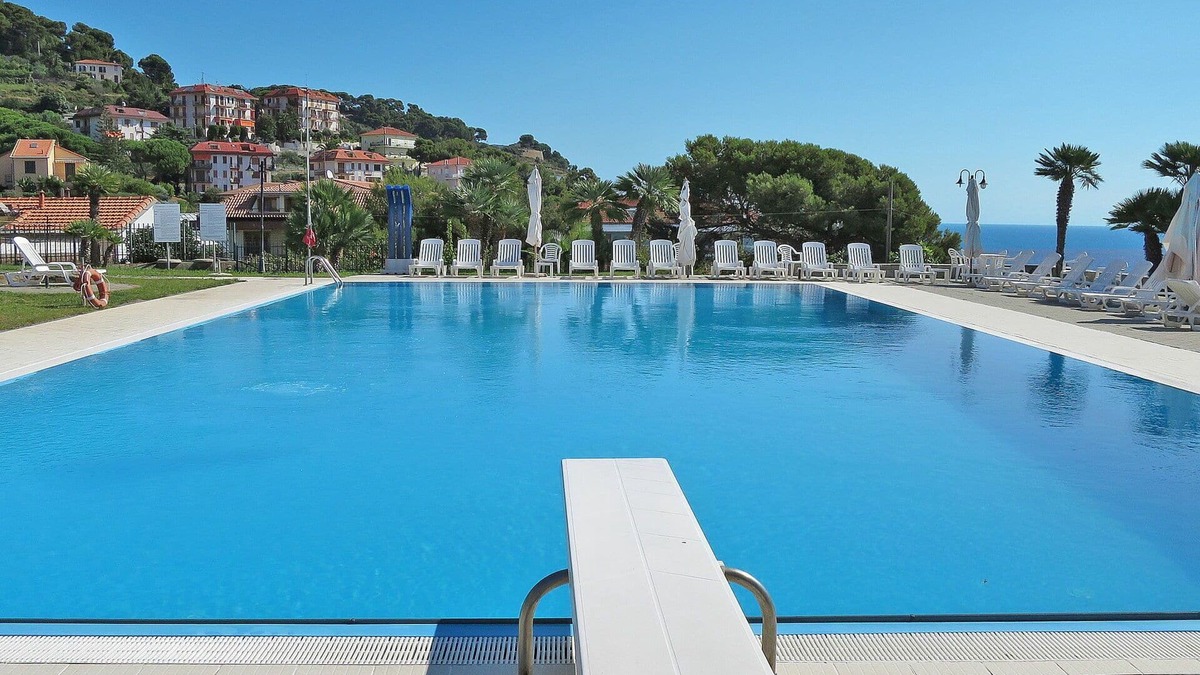 Piani-Ciapin Apartment | Beautiful apartment for 6 guests with WIFI, pool, TV and terrace
