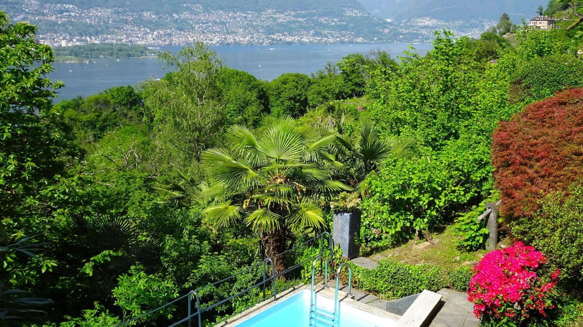 San Nazzaro Apartment | Beautiful apartment for 4 guests with pool, WIFI, TV, patio, pets allowed and panoramic view