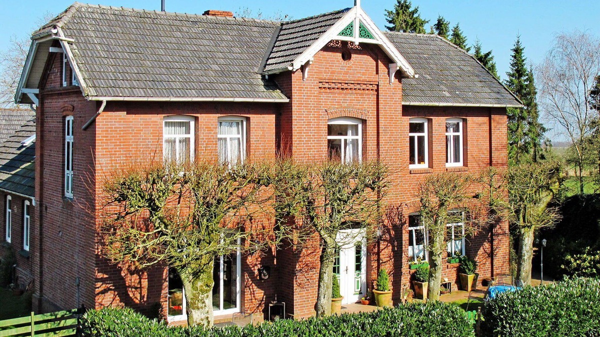 Oberndorf Apartment | Beautiful apartment for 2 people with WIFI, TV, patio and pets allowed