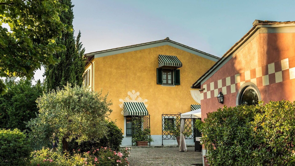 Empoli Apartment | Beautiful apartment for 4 people with WIFI, pool and TV