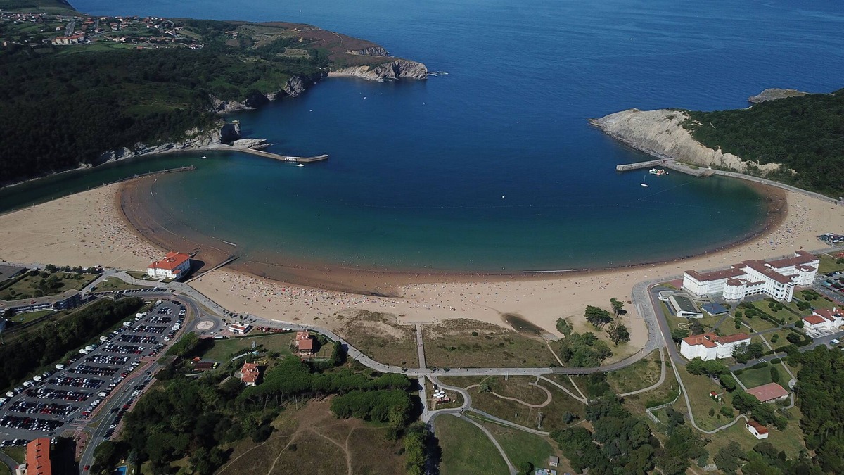 Elexalde Auzoa Condo | Beautiful apartment between beach and mountain