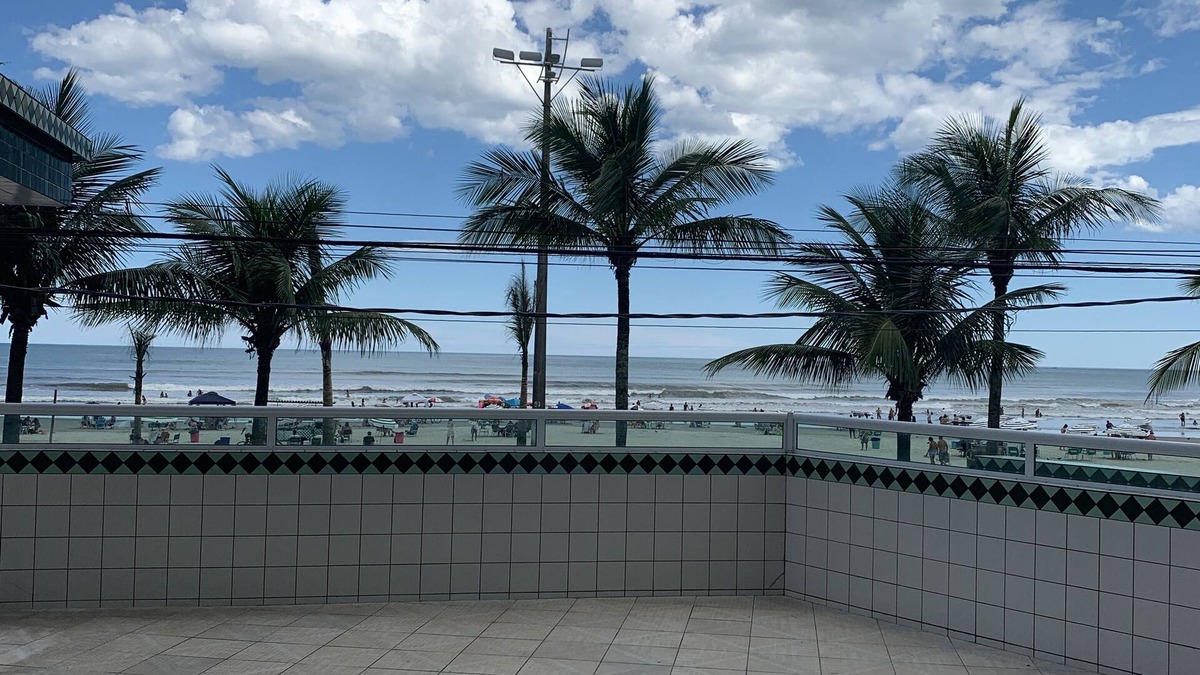 Balneario Paqueta Apartment | Beautiful apartment facing the sea