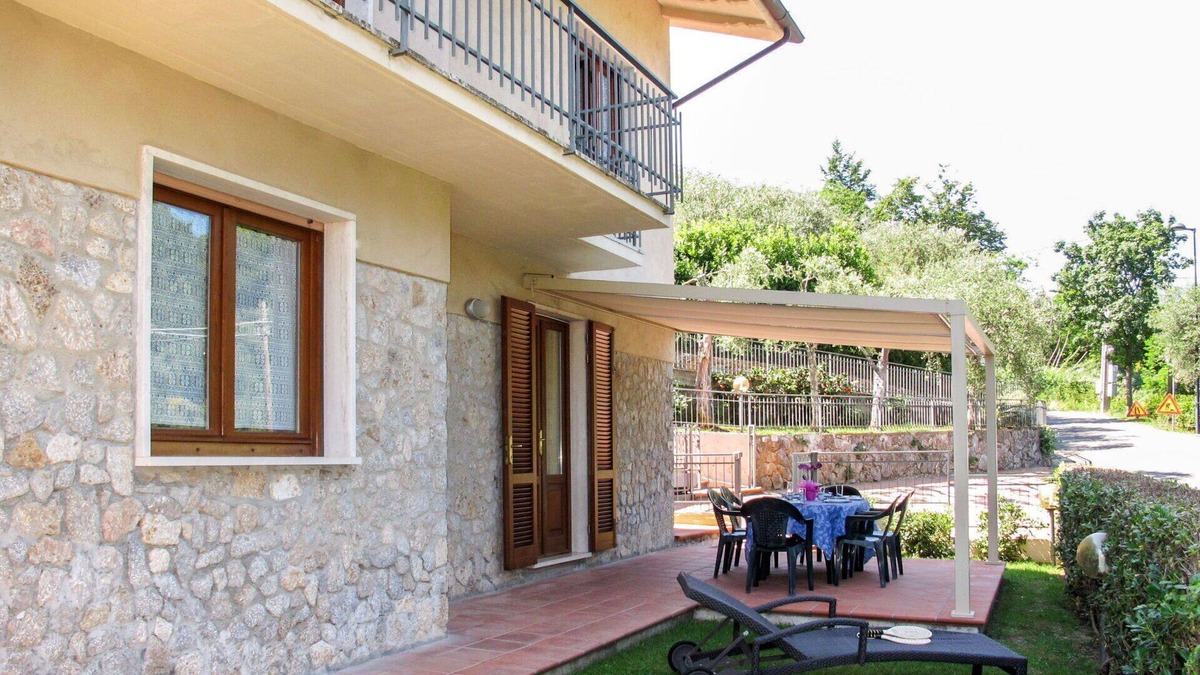 Santa Lucia Apartment | Beautiful apartment for 5 guests with WIFI, TV and terrace