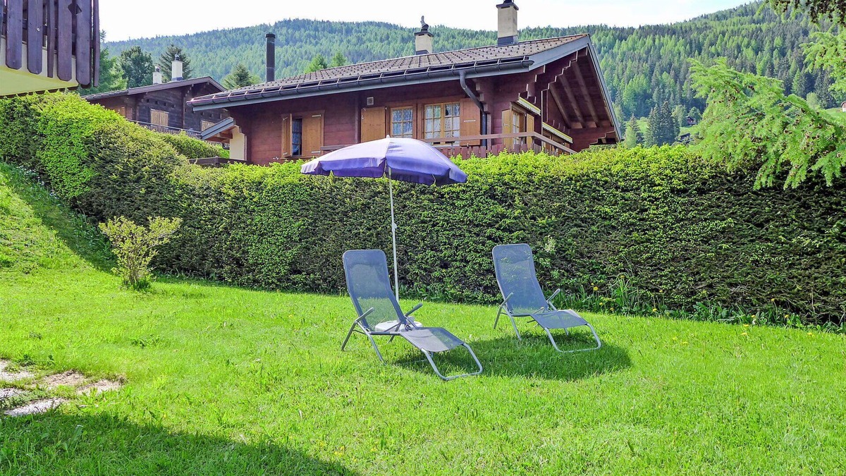 Buerchen Apartment | Beautiful apartment for 5 people with WIFI, TV, patio, pets allowed and panoramic view