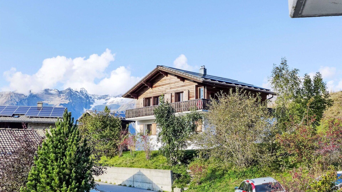 Buerchen Apartment | Beautiful apartment for 4 people with WIFI, TV, patio, panoramic view and parking