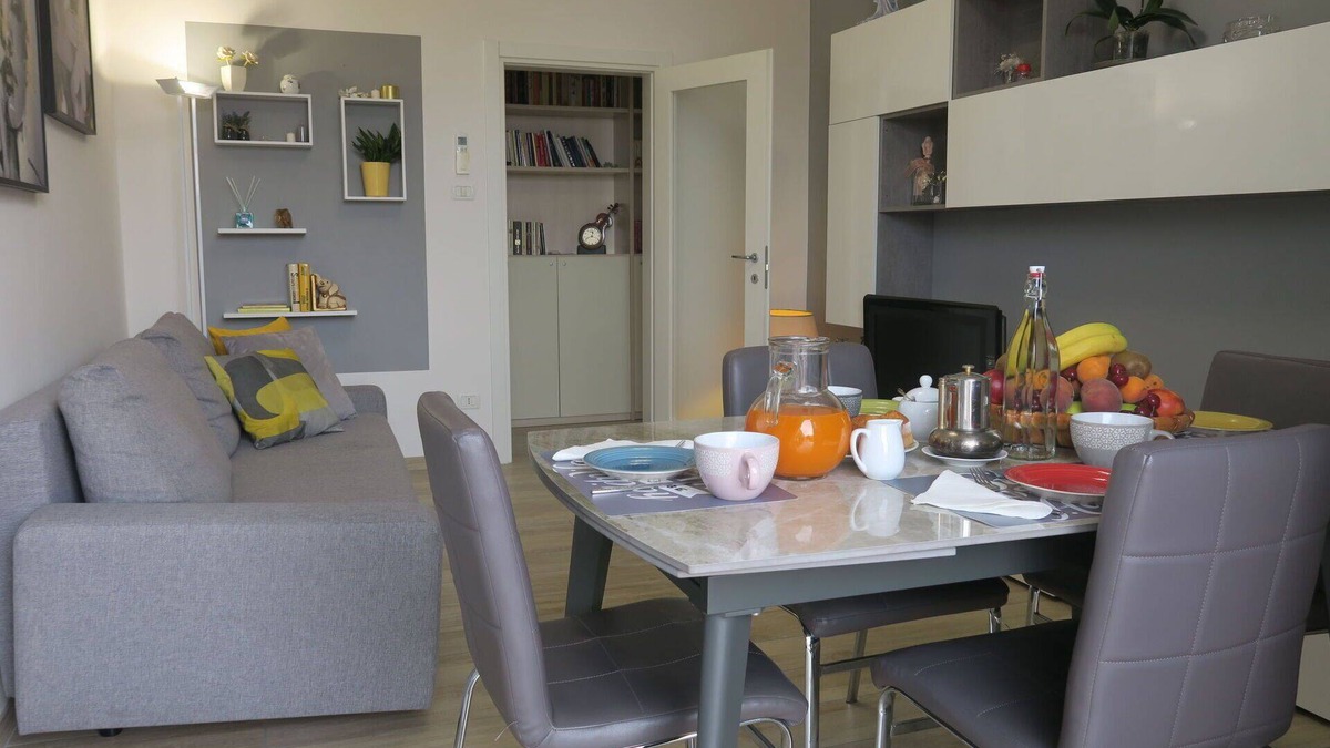 Savena Apartment | Beautiful apartment for 4 guests with WIFI, A/C, TV and balcony