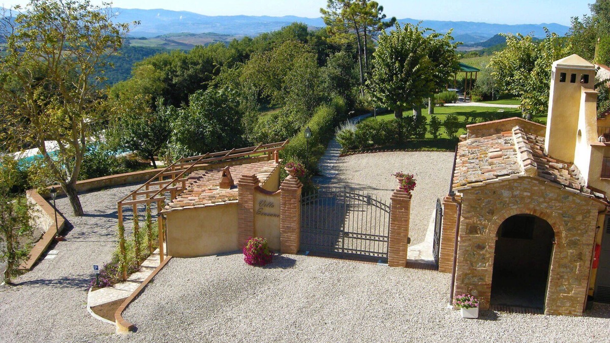 Volterra Apartment | Beautiful apartment for 6 people with pool, WIFI, TV and pets allowed, close to San Gimignano