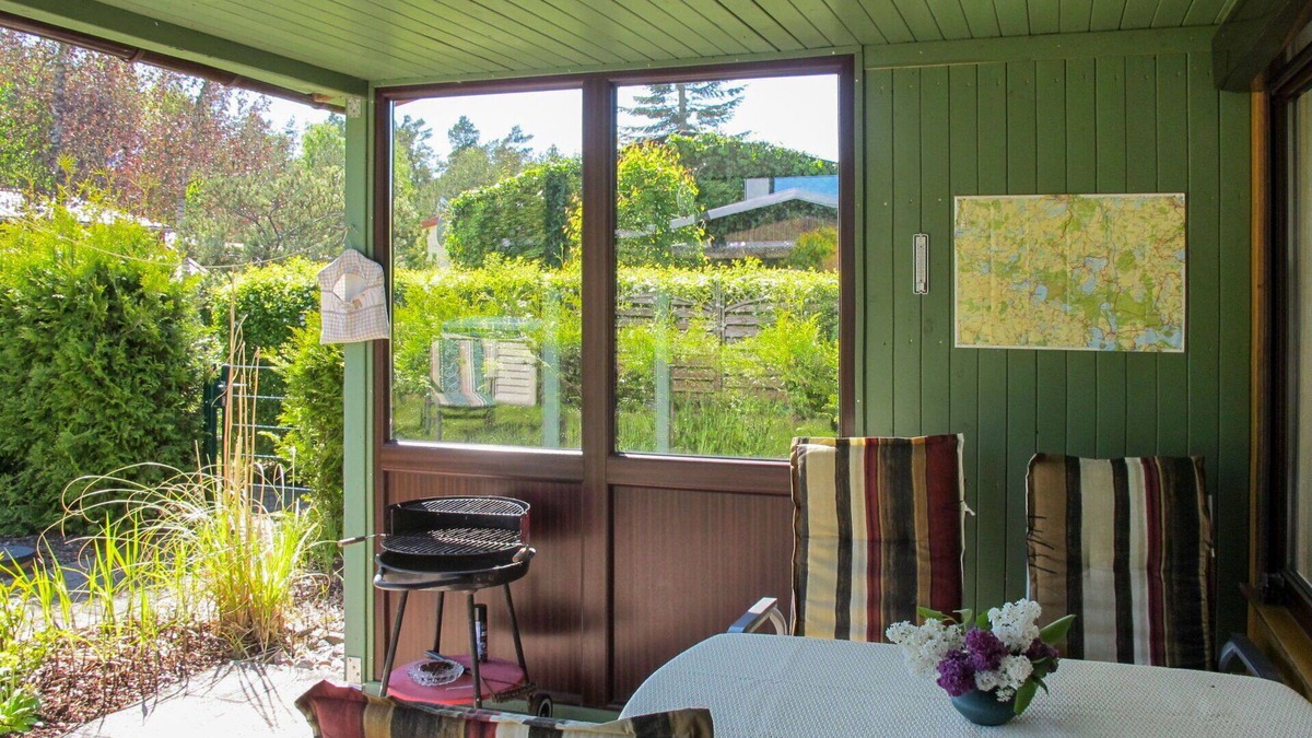 Dobbertin House | Beautiful apartment in villa for 4 guests with TV, terrace and pets allowed