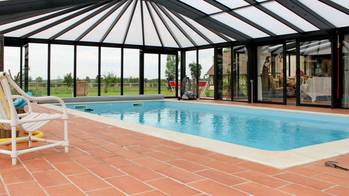 Corbon House | Beautiful apartment in villa for 3 people with pool, WIFI, TV, patio and pets allowed