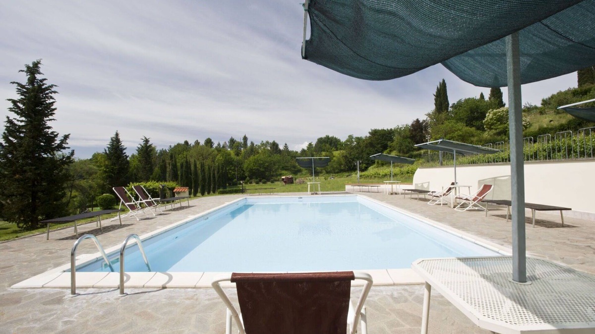 Cicogna House | Beautiful apartment in villa for 4 people with WIFI, pool, patio and pets allowed