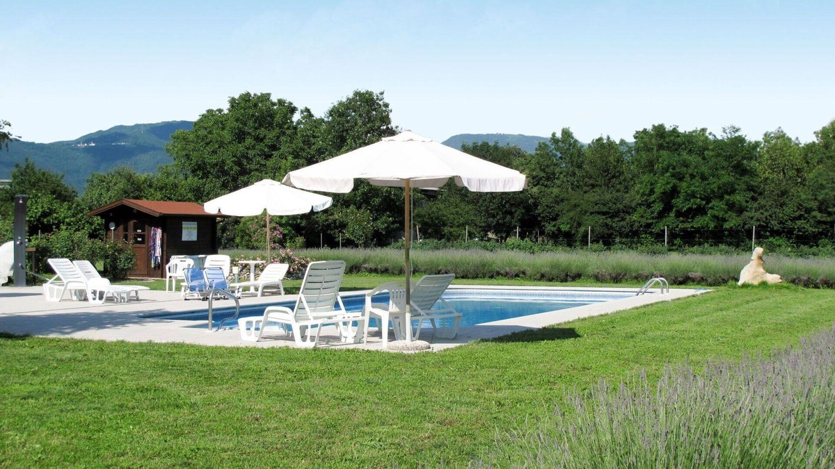 Povoletto House | Beautiful apartment in villa for 4 people with A/C, WIFI, pool, TV and terrace