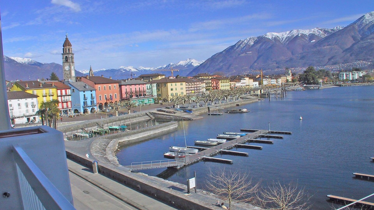 Ascona Apartment | Beautiful apartment on the lake promenade with stunning views of Ascona