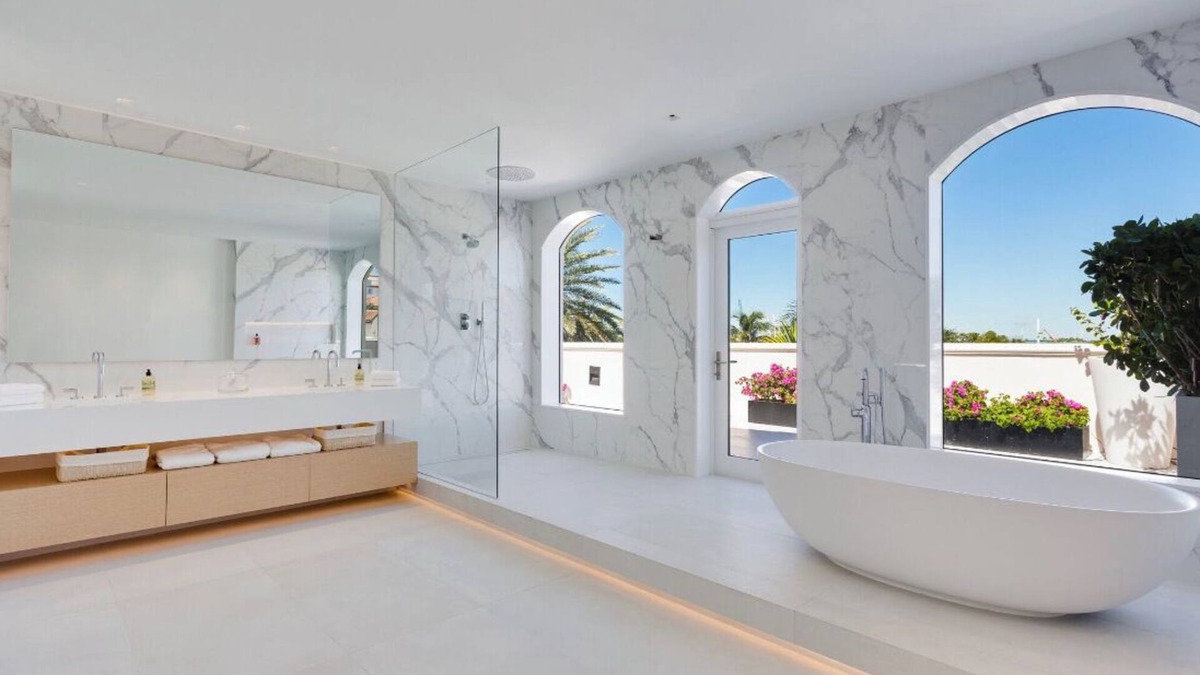 Seybold Apartment | Beautiful apartment on Fisher Island
