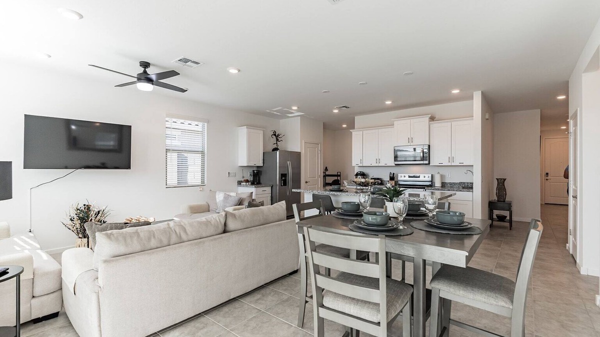 Buckeye House | Beautiful Arizona Home, Near MLB Training Camps, Luke Airforce Base!