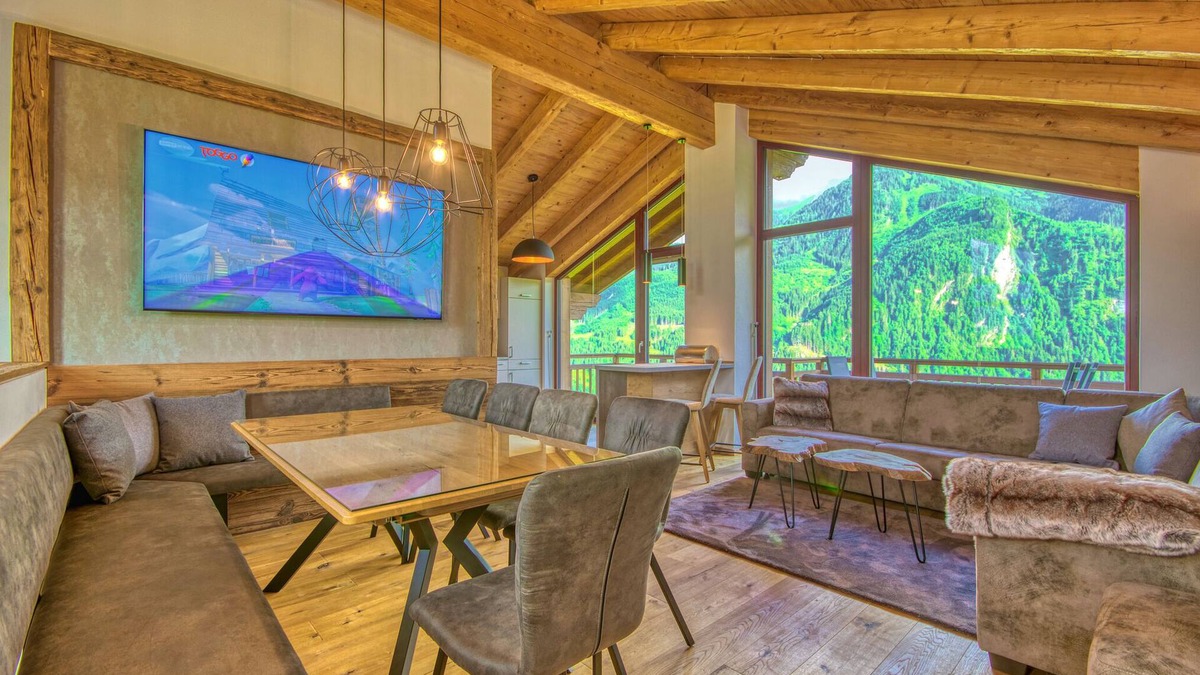 Kaprun House | Beautiful Austrian style Chalet at the ski slope