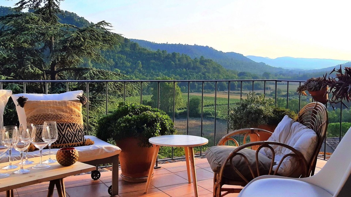 Ansouis House | Beautiful authentic village house, combining charm and contemporary style