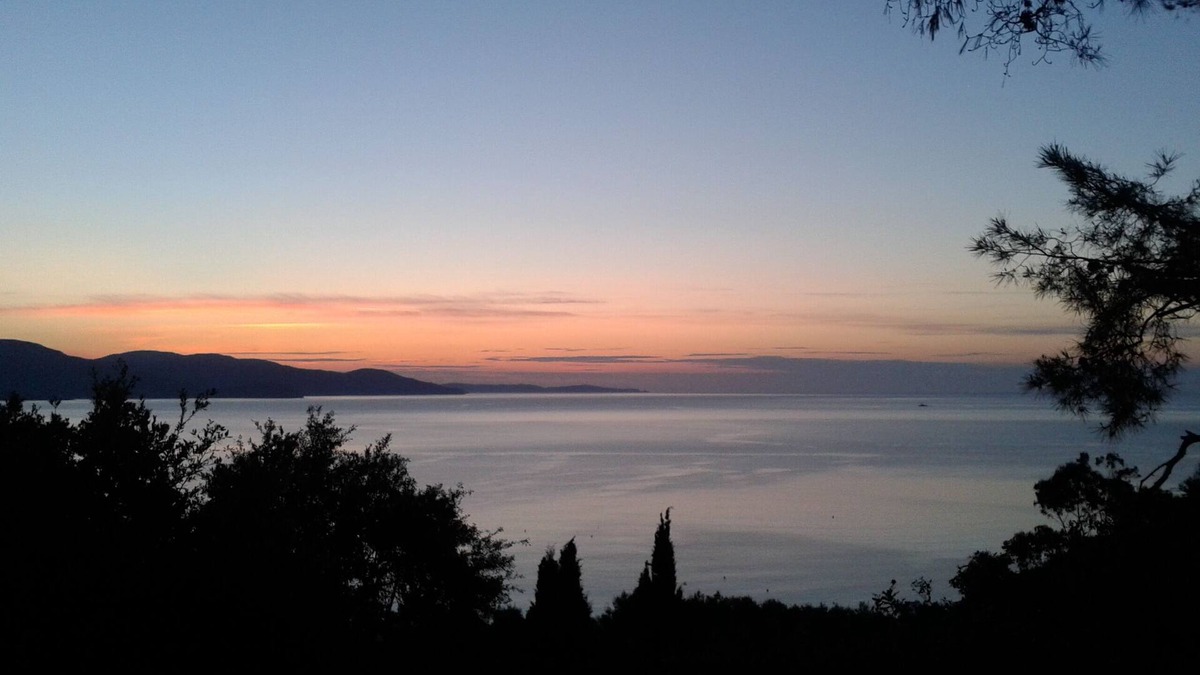 Cap Benat House | Beautiful, bright, sunny house Domaine du Gaou Bénat with panoramic sea views