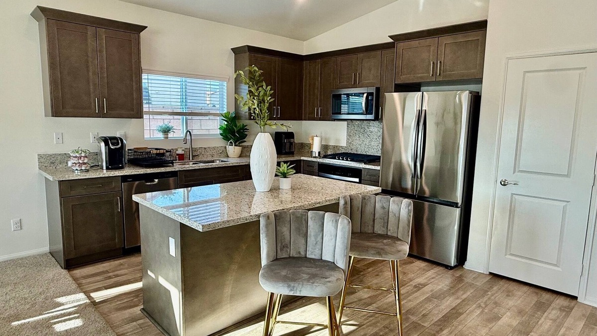 Moreno Valley House | Beautiful Brand New 4-bedroom house in Moreno Valley with WiFi, AC