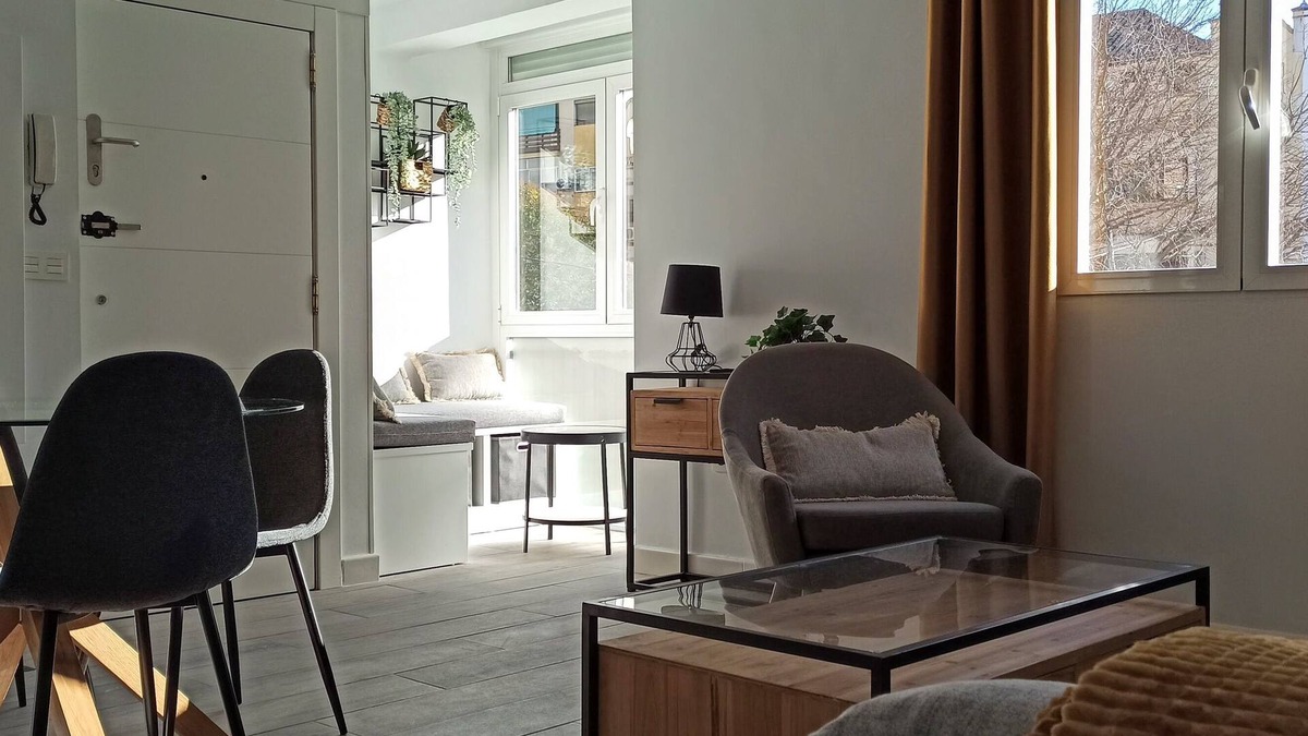 Genil Apartment | Beautiful brand new apartment in the center of Granada