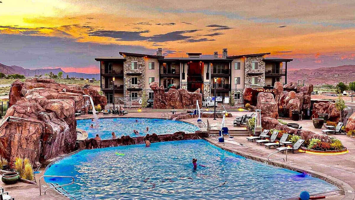 Moab South Valley Condo | Beautiful Brand NEW Luxury Condo @ Sage Creek