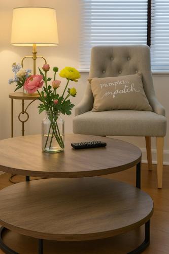 Southwick House | Beautiful Bright Three Bedroom House in Brighton and Hove with free parking